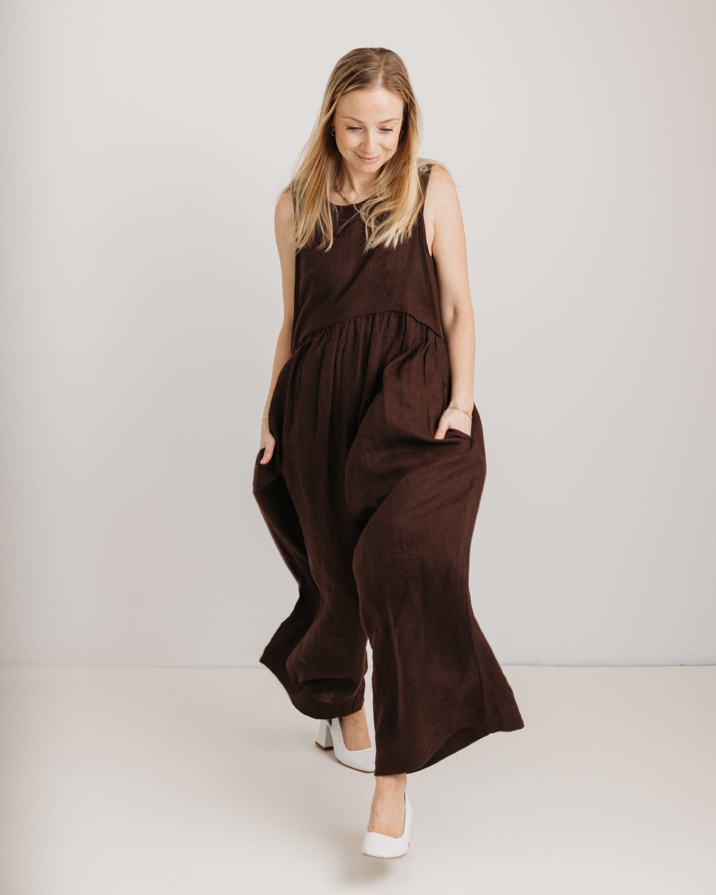 Ada Linen Jumpsuit | Chocolate Brown | Journy
