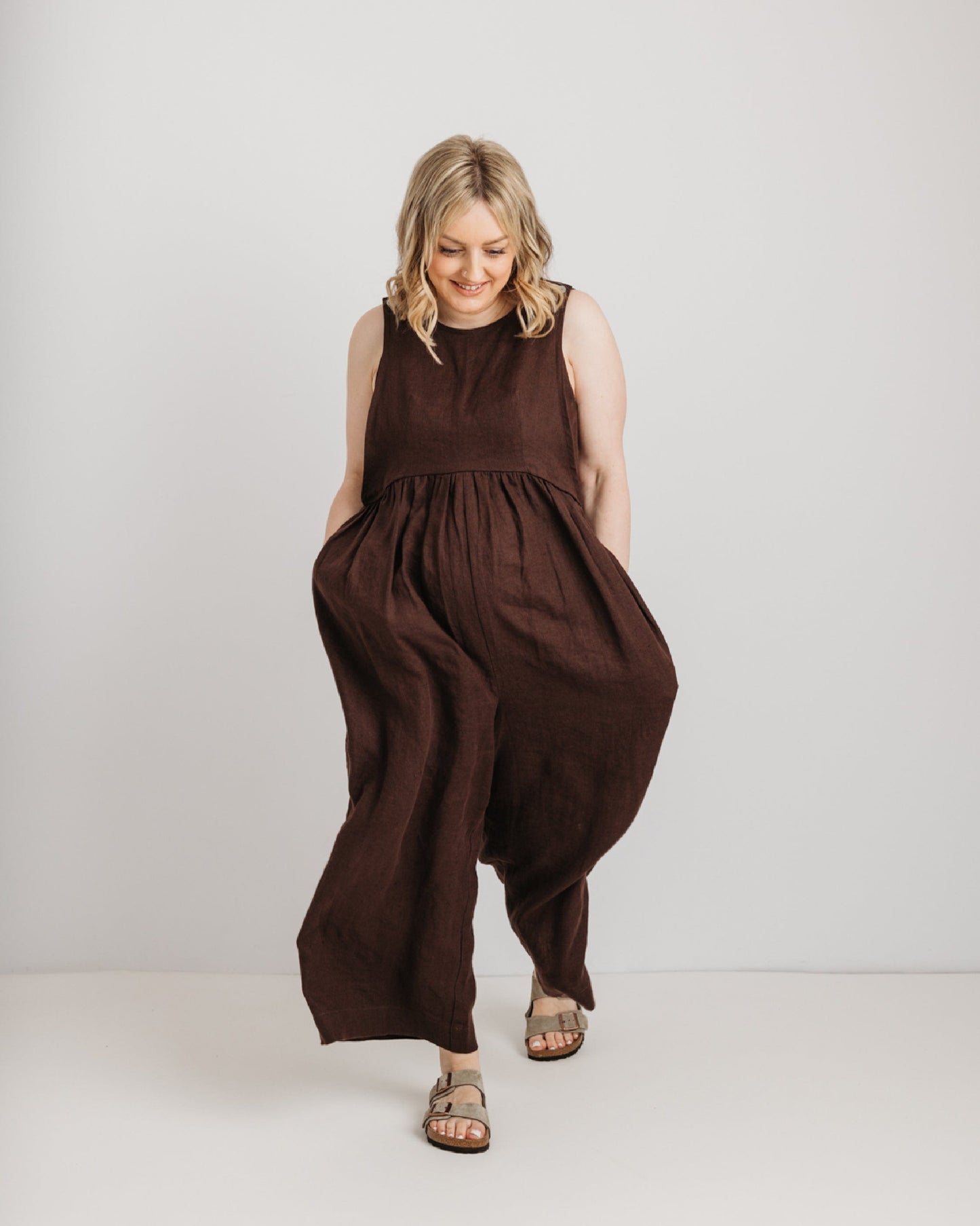 Ada Linen Jumpsuit | Chocolate Brown | Journy