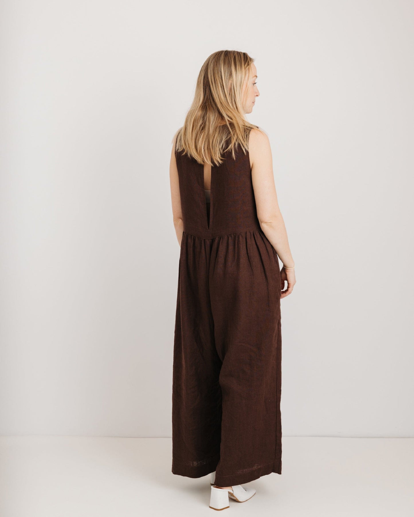Ada Linen Jumpsuit | Chocolate Brown | Journy