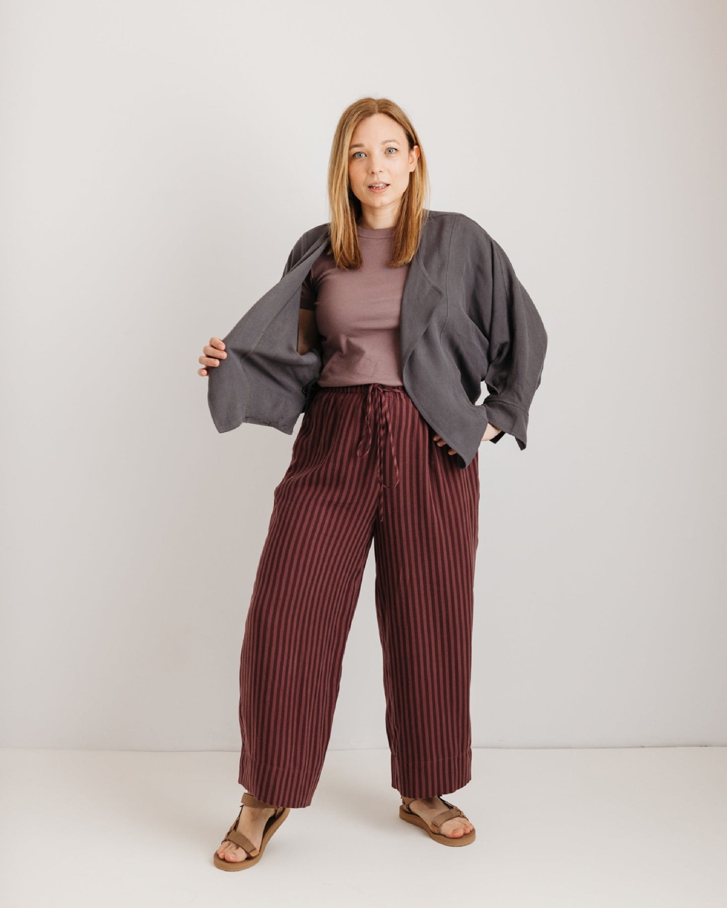 the Daisy Trouser - Burgandy Stripe