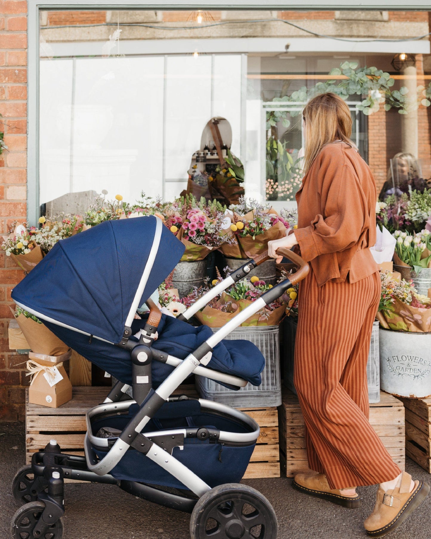 the Daisy Trouser - Mocha Stripe