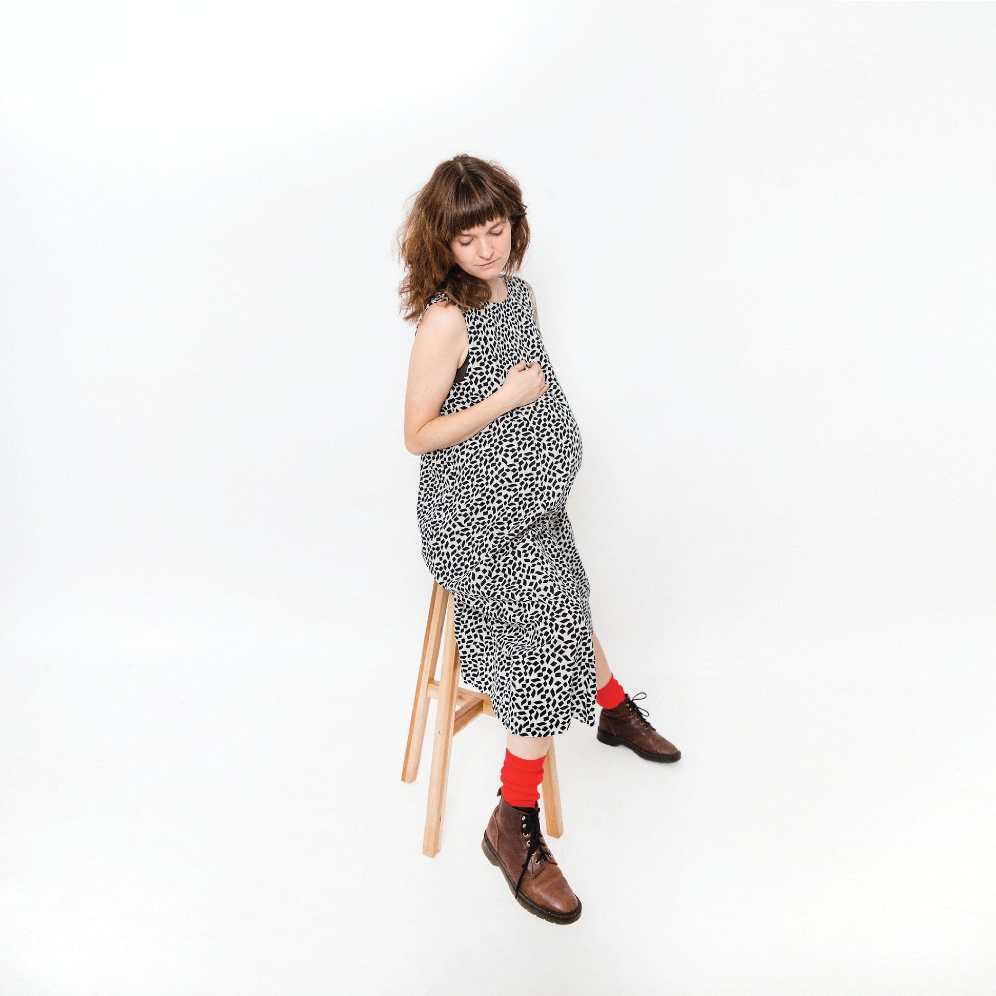 Lucy Dress - Maternity + Breastfeeding friendly - Black + Ecru Print