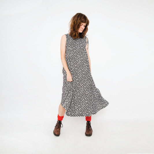 Lucy Dress - Maternity + Breastfeeding friendly - Black + Ecru Print