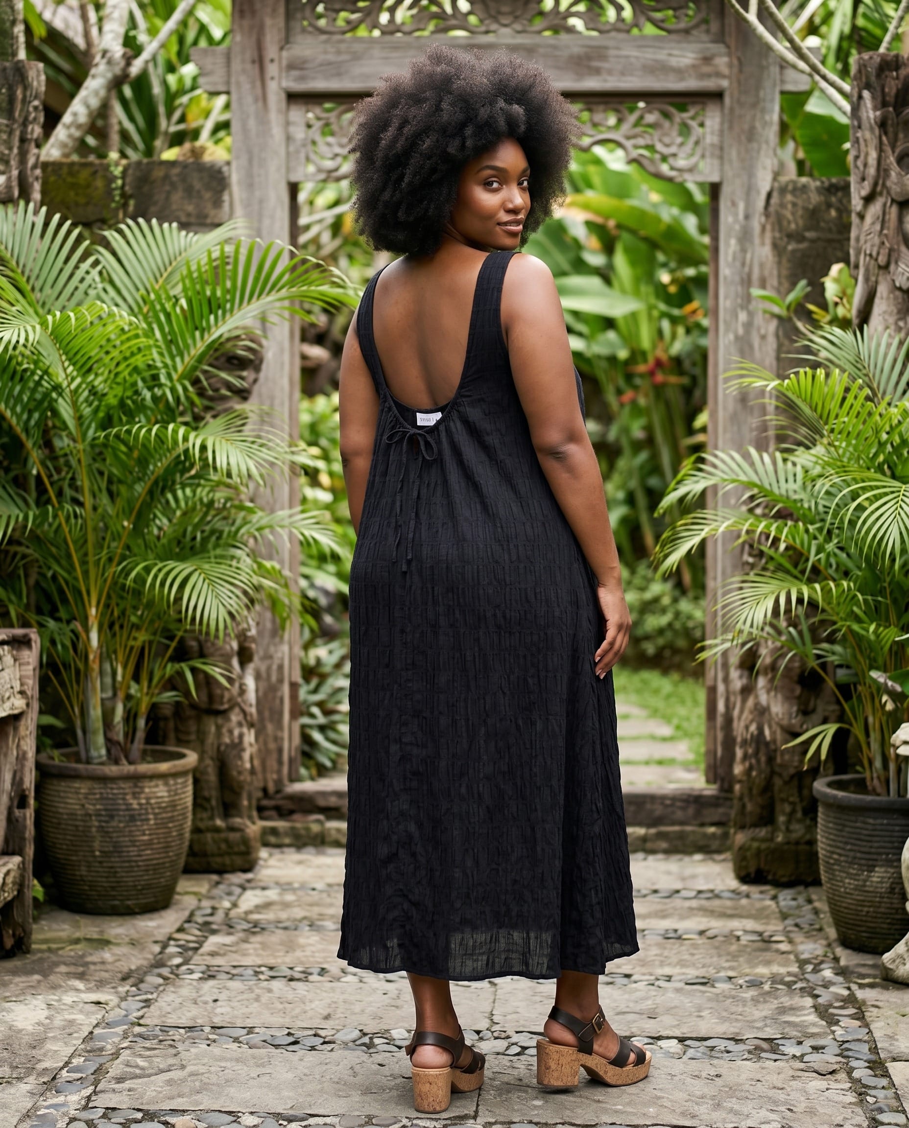 Coral Dress - Black