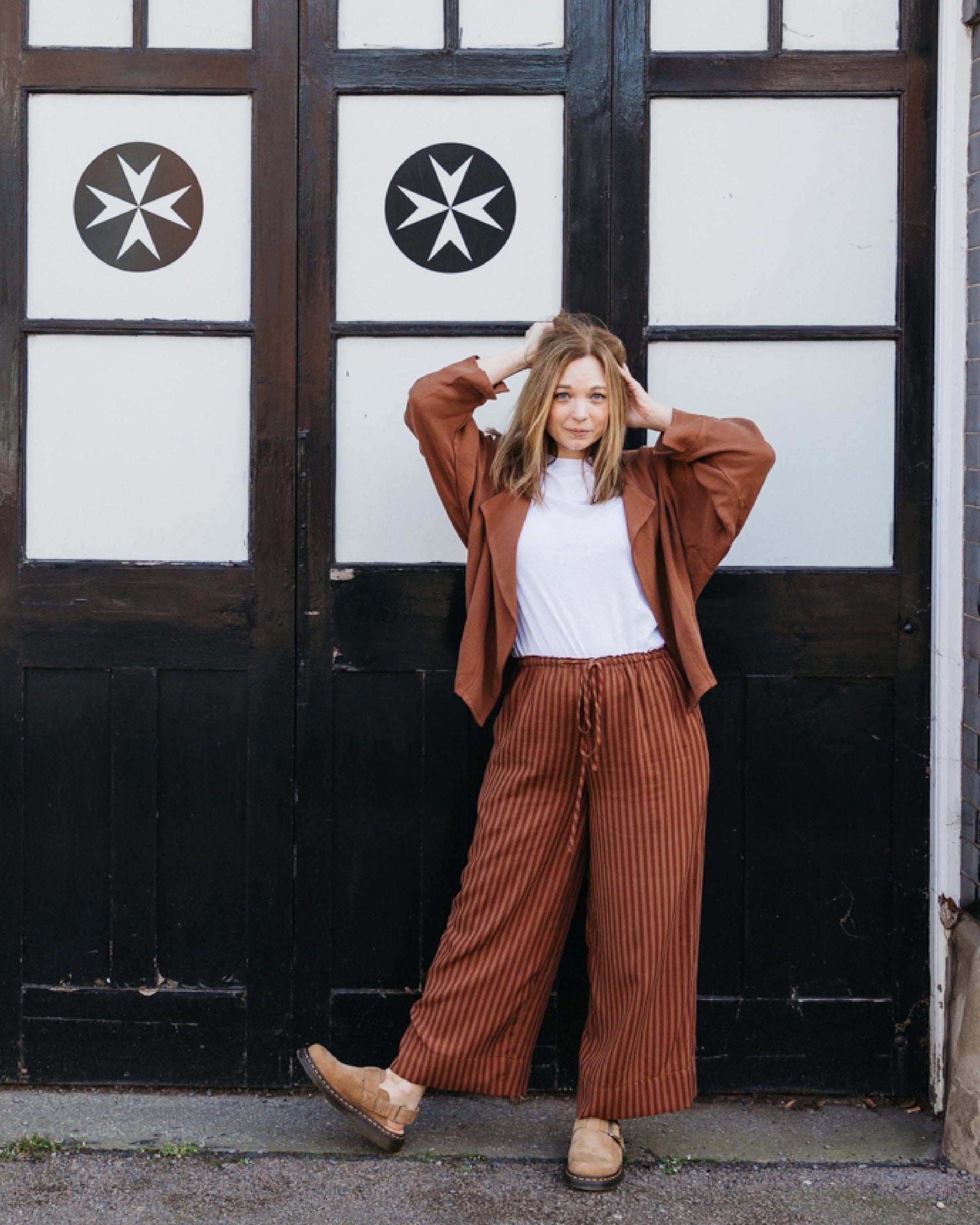 the Daisy Trouser - Mocha Stripe