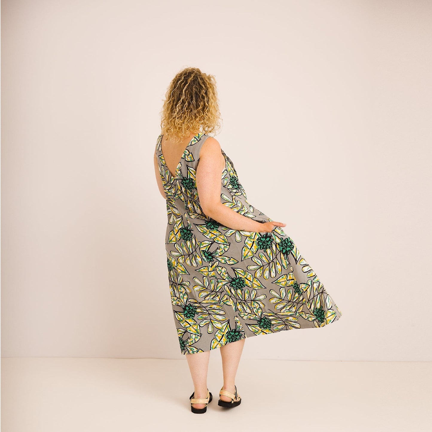 Lucy Dress - Maternity + Breastfeeding friendly - Abstract Green Printed Linen